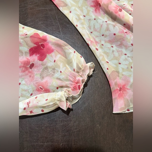 Floral sheer lace trimmed Off-Shoulder Women Top no tags please see pics - Picture 6 of 8